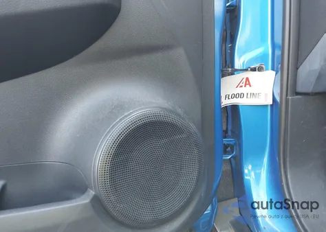 2021 Nissan Kicks Sr Xtronic Cvt z USA, uszkodzony, nr VIN 3N1CP5DV1ML559600